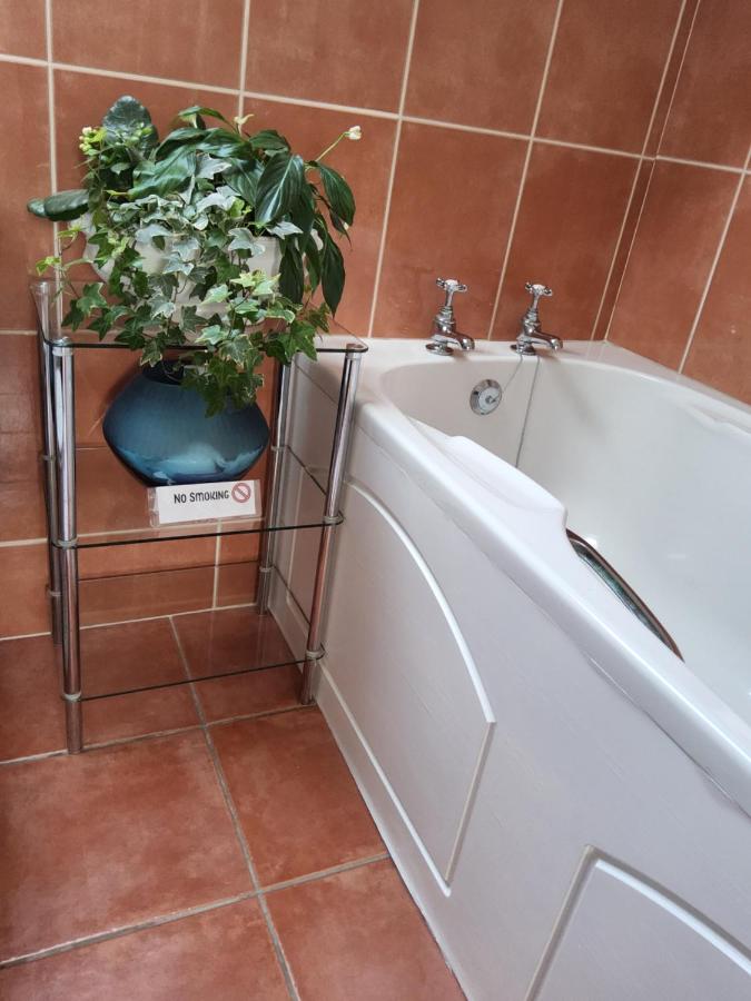 Divine Cottage - Ferienwohnung