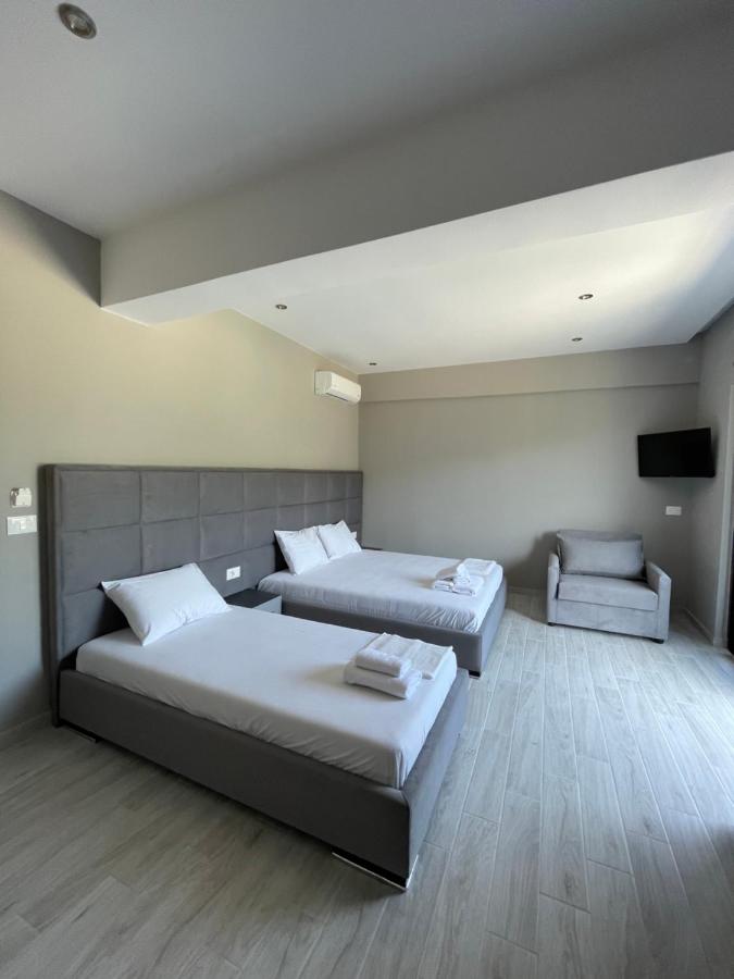 Triple Room with Mountain View