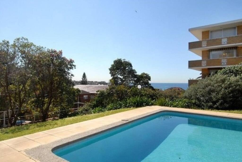 B&B Sydney - Beautiful 1 bedroom unit 1 block from Coogee beach - Bed and Breakfast Sydney