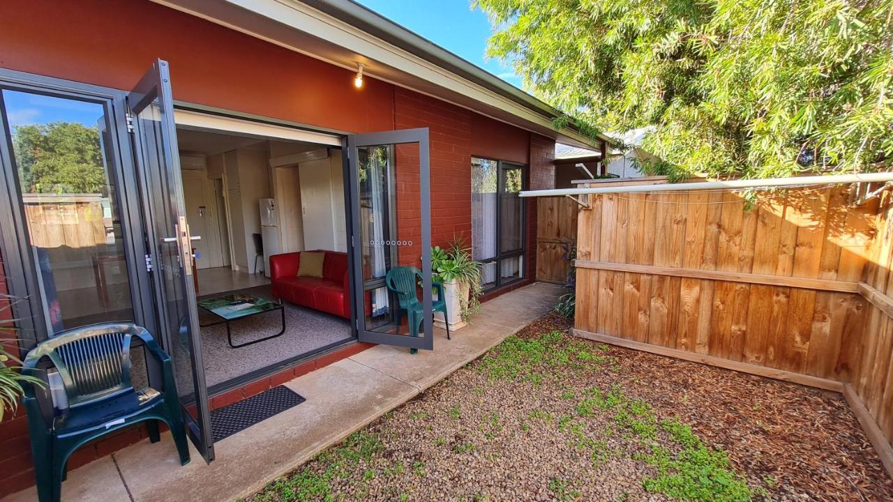 Rise n Shine - Affordable 50sqm Garden Apartment - Chambres d’hôtes
