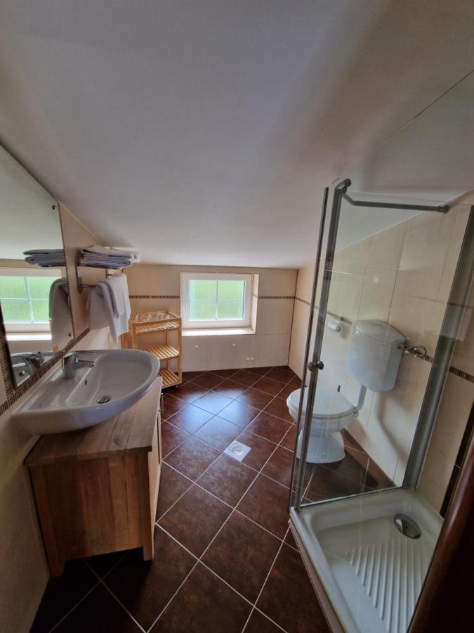 Appartement met 2 Slaapkamers en Uitzicht op Zee