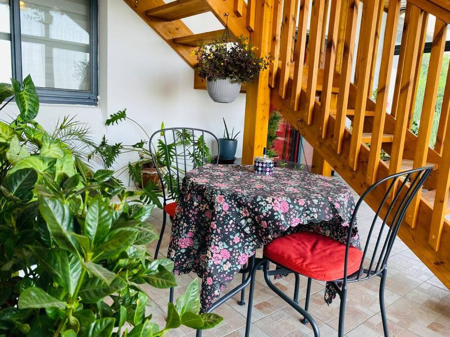 קומותיים ברמה - B&B Sha‘al