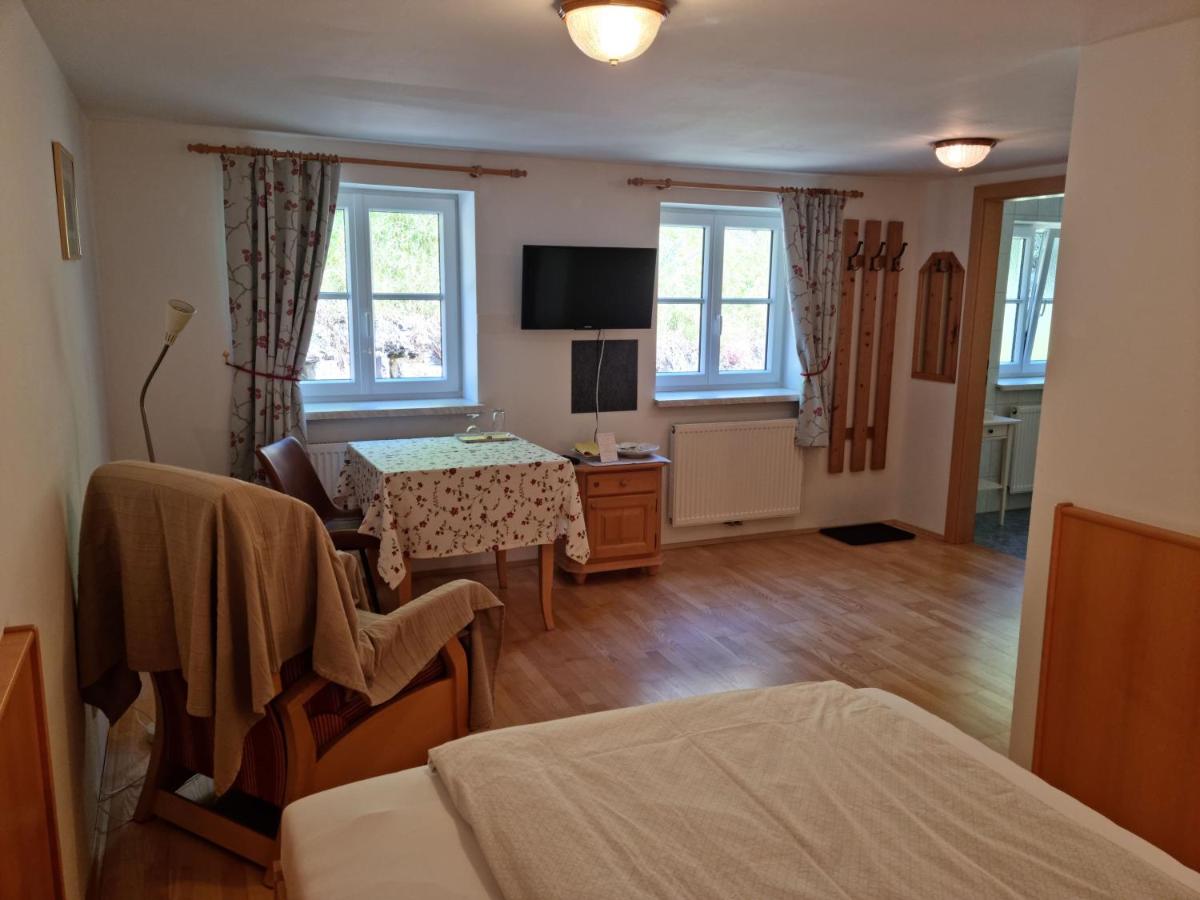 Grande Chambre Simple