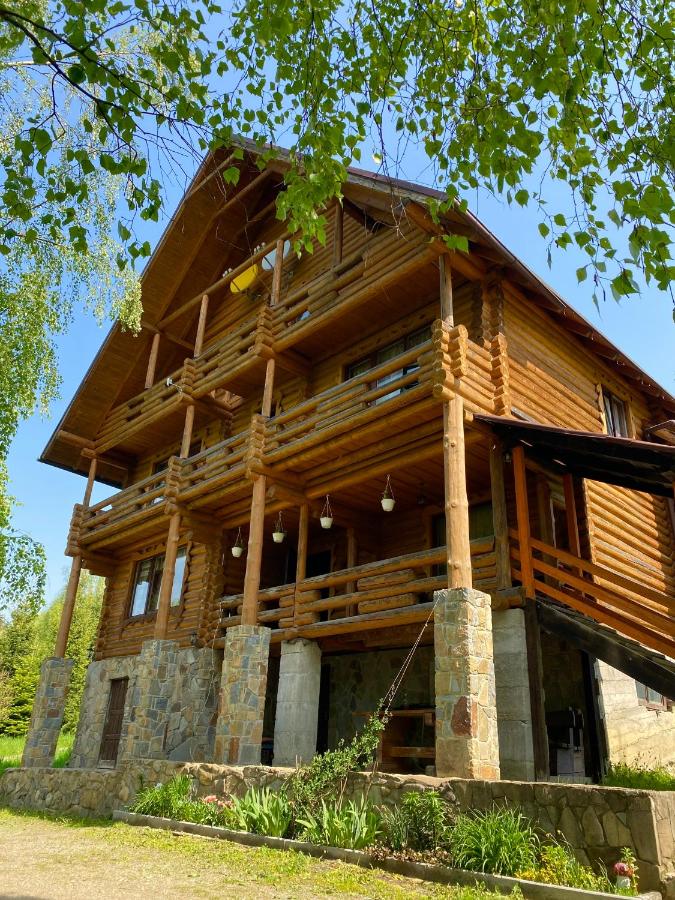 B&B Oriavchyk - Гостинний двір - Bed and Breakfast Oriavchyk