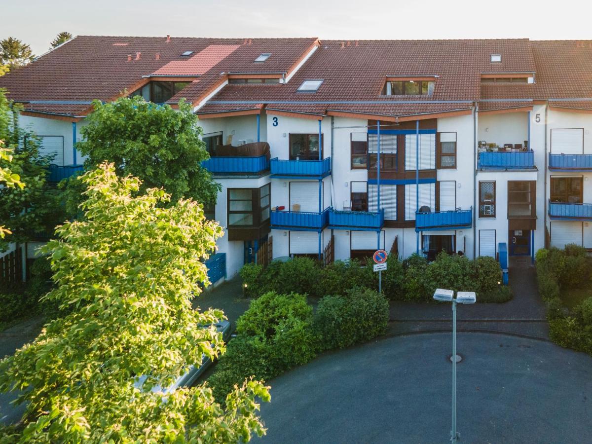 Zentrale ruhige Wohnung mit Parkplatz - B&B