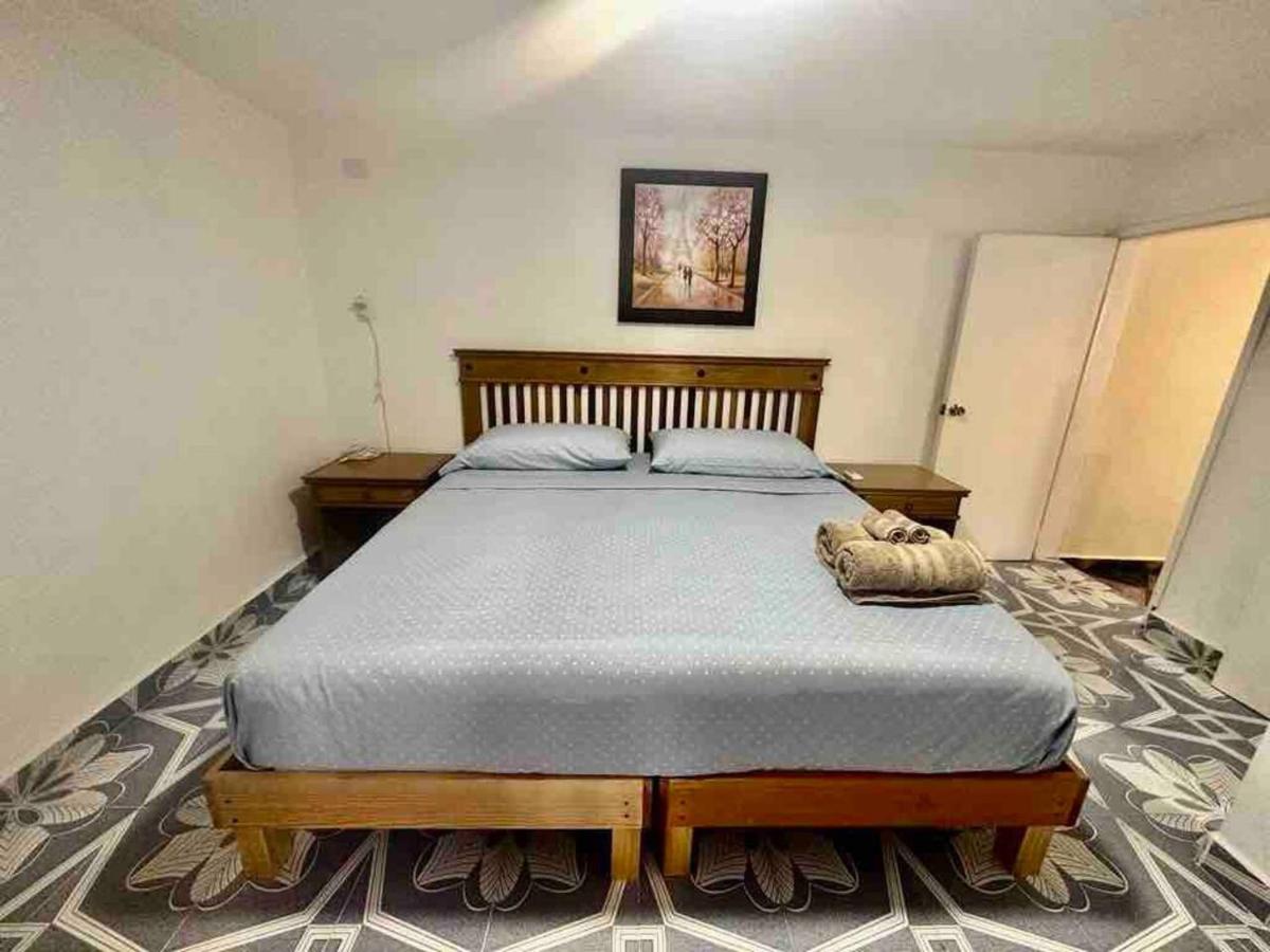 B&B San Miguel de Cozumel - Cozy apartment king bed ac downtown - Bed and Breakfast San Miguel de Cozumel