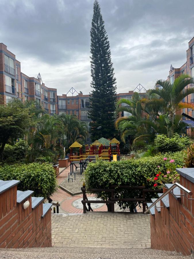 Modern, Apt/near tourist sites. - Chambres d’hôtes