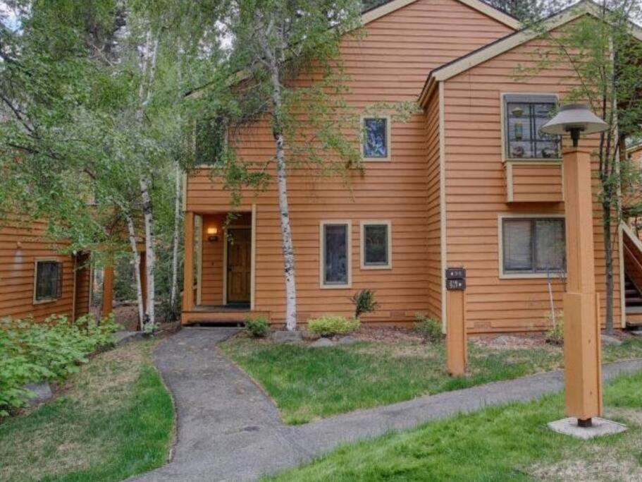 3-bedroom Condo near Lake,Hyatt,Diamond Peak - Ferienwohnung