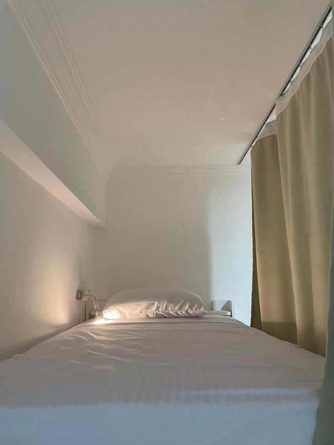 Quadruple room with two bunk beds