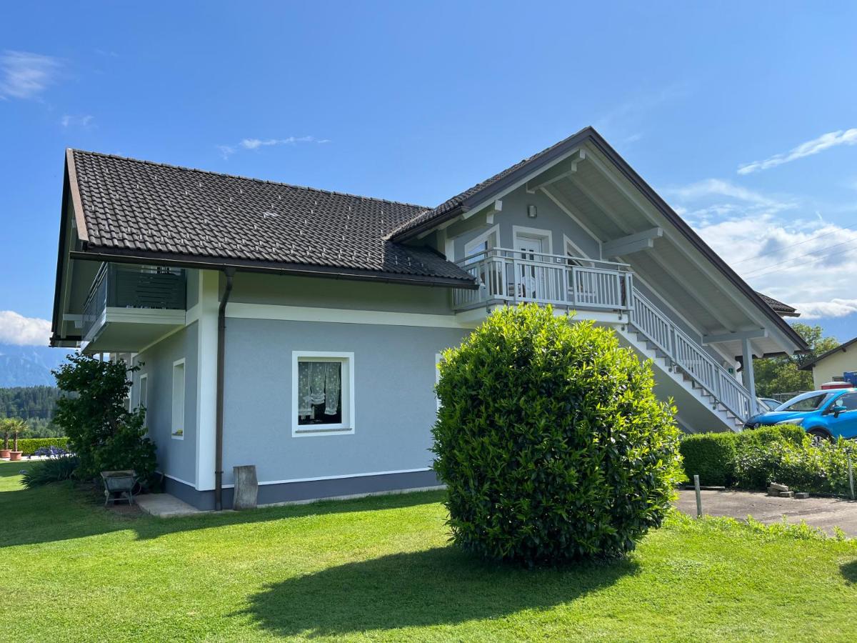 Apartment mit Blick auf die Berge