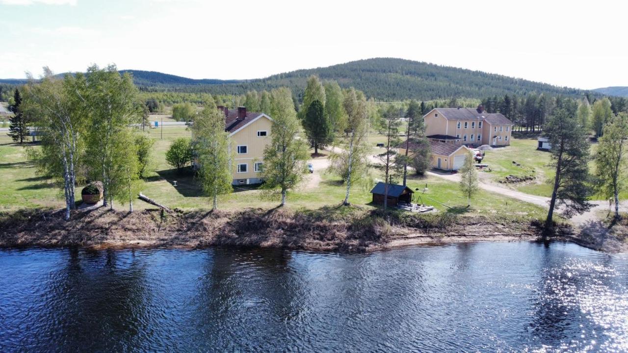 Napapiirin Eräkartano - B&B