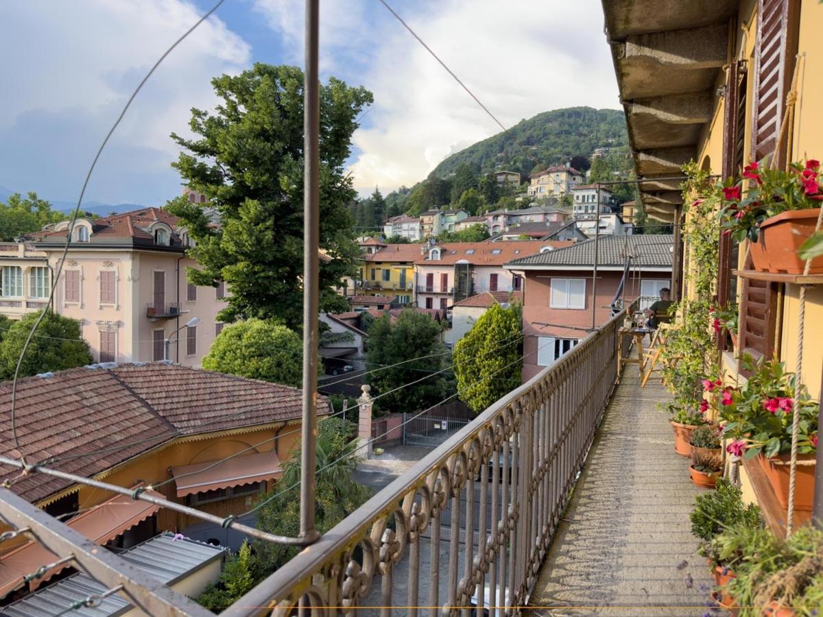 Appartement avec Vue Partielle sur le Lac