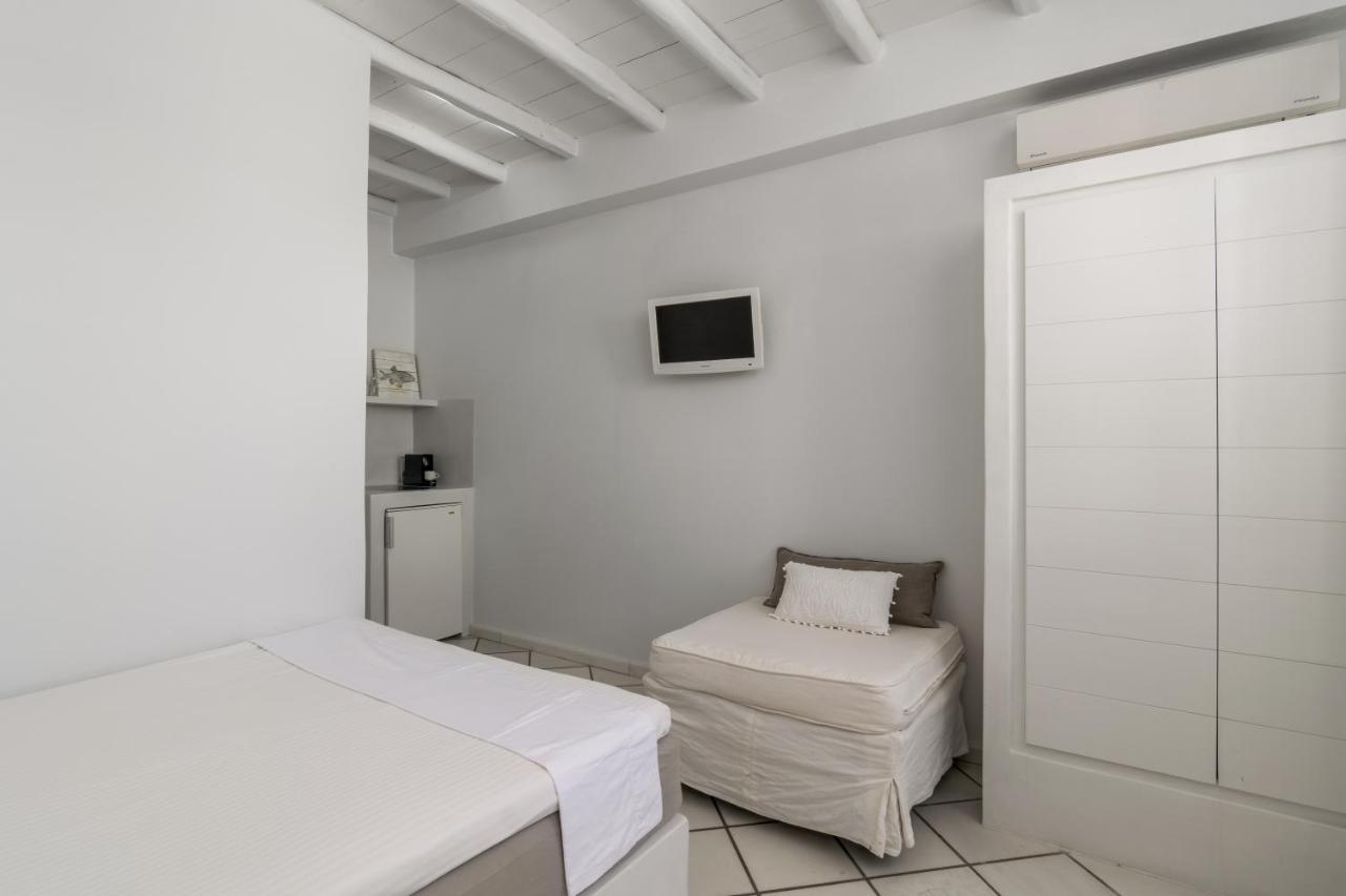 Studio with Side Sea View