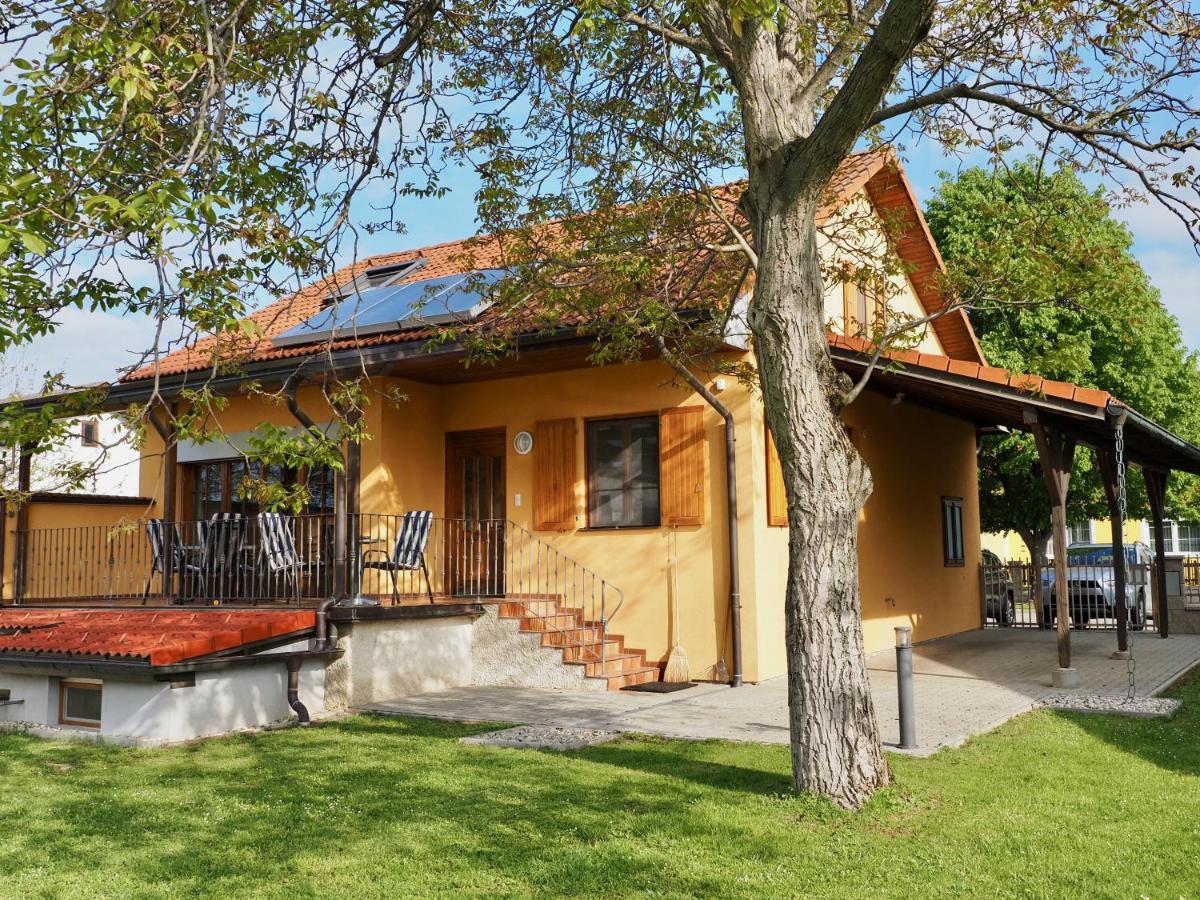 Ferienhaus Michi - B&B Sankt Andrä am Zicksee