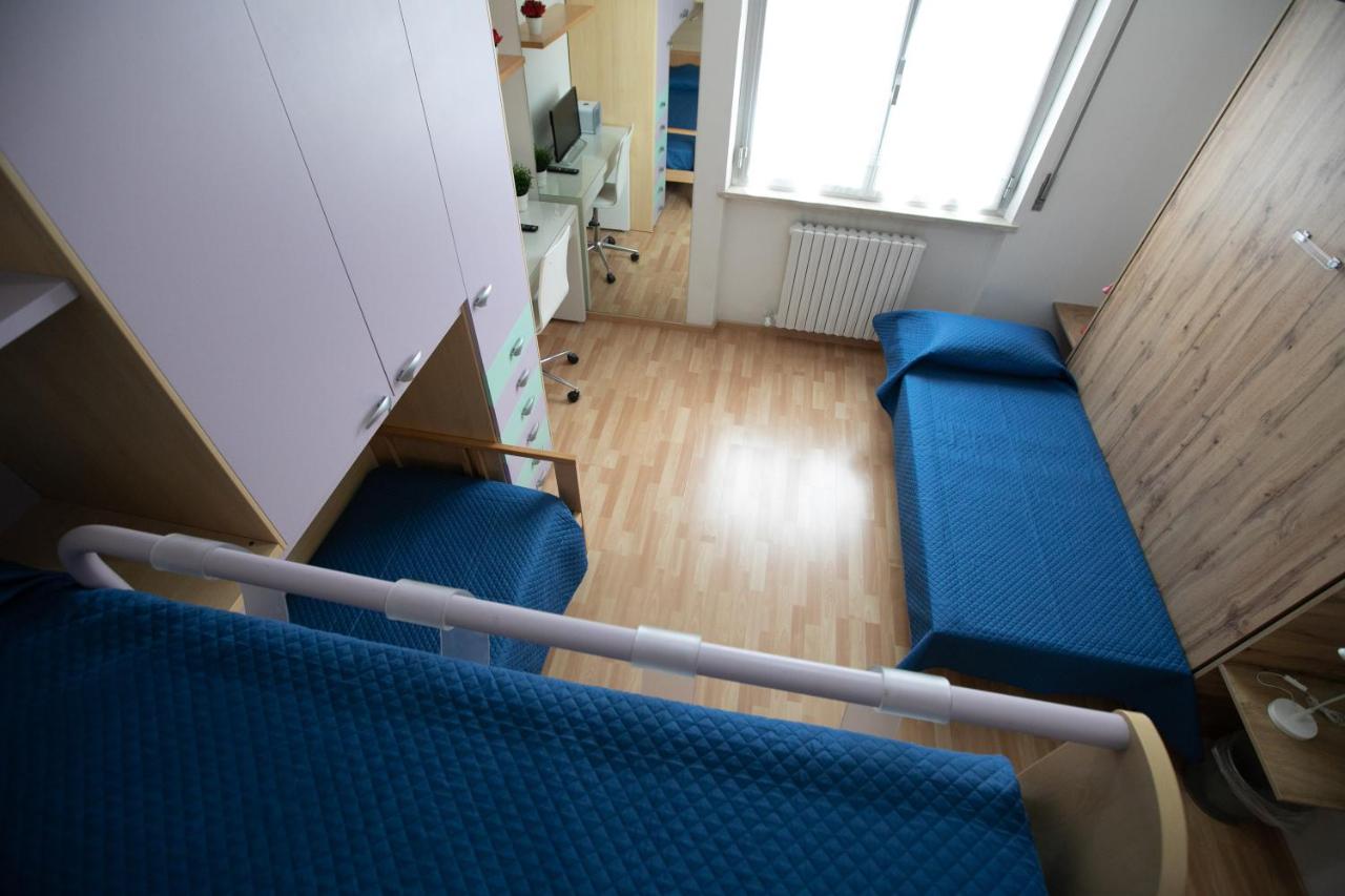 Camera Familiare con Bagno Privato