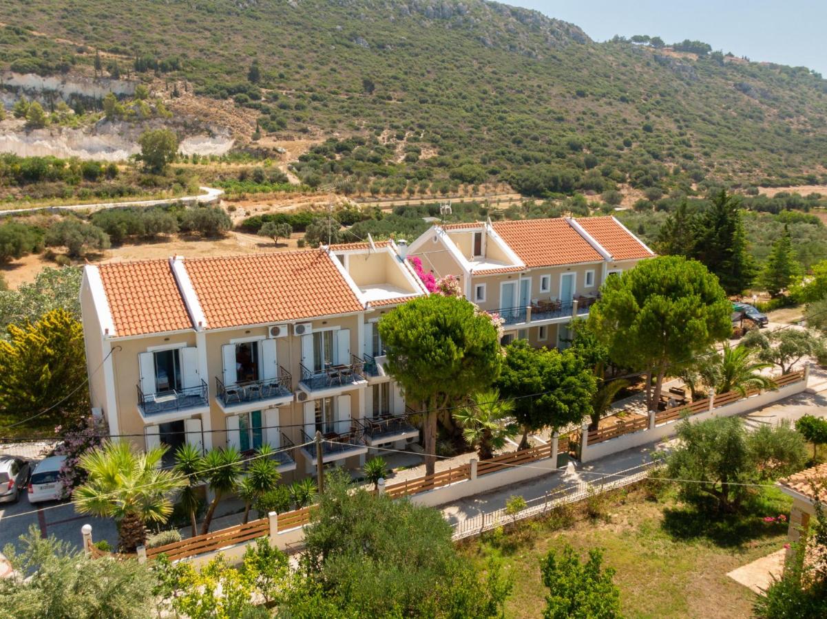 Iris Apartments - B&B
