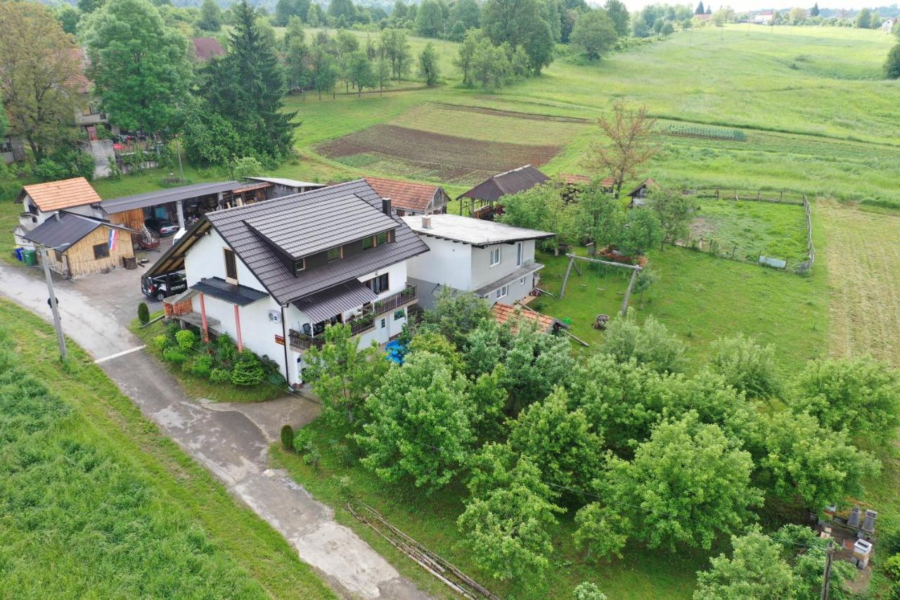 Apartman Jakov - Bed and Breakfast