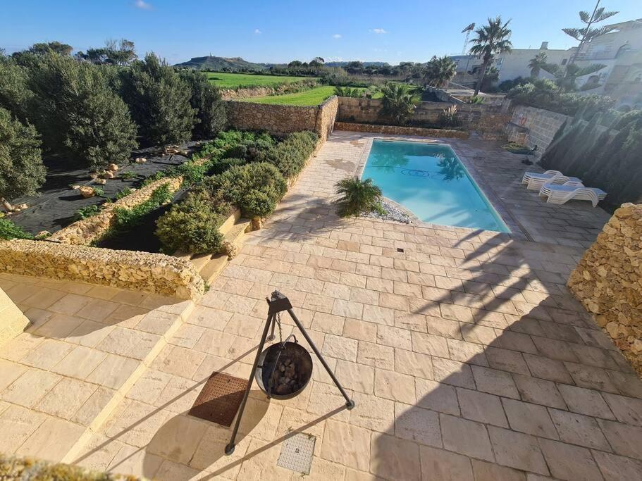 B&B Għarb - Farmhouse Villa with Large Pool and Garden in Gozo - Bed and Breakfast Għarb