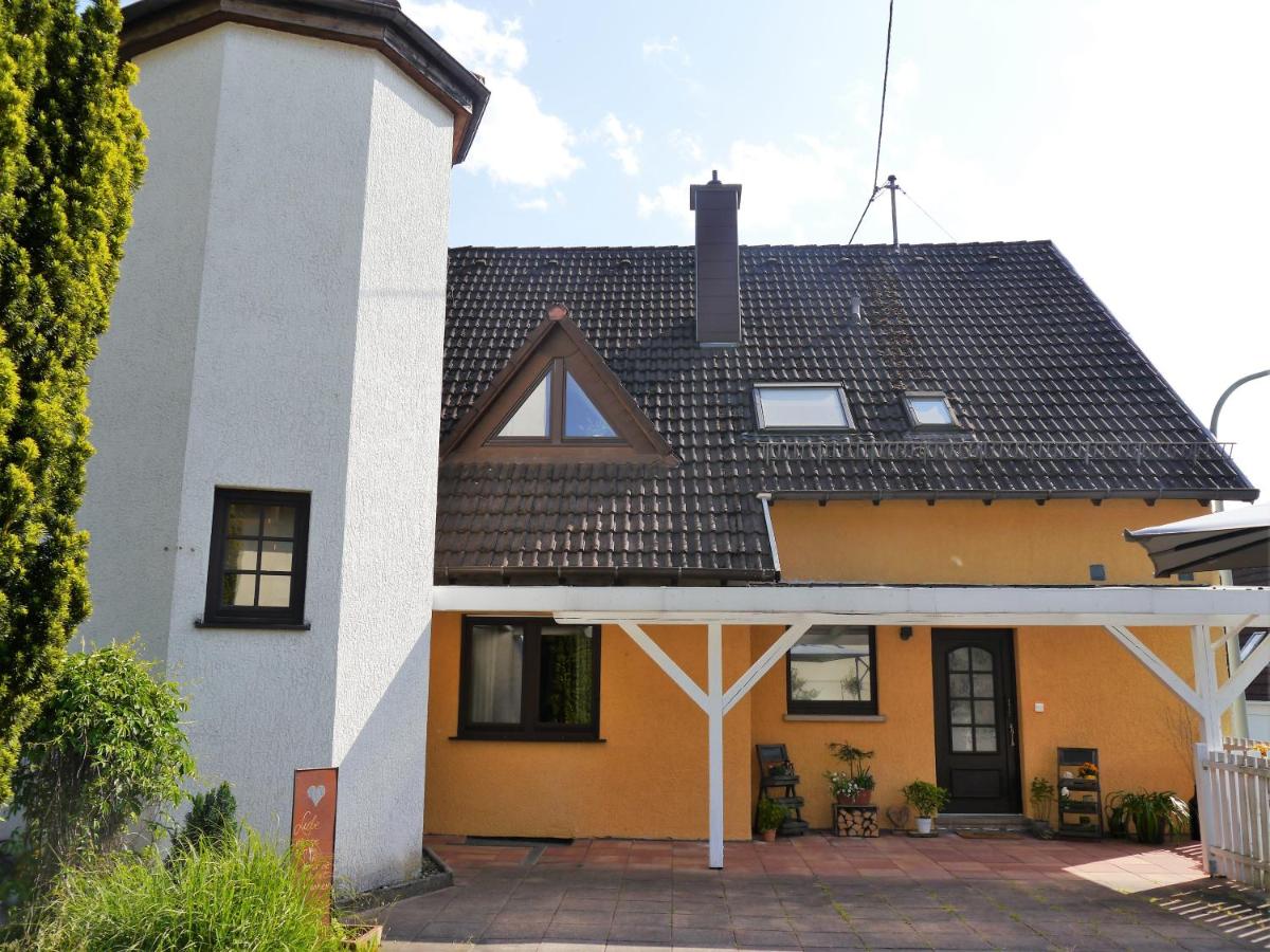 Ferienwohnung Waldschloss - Chambres d’hôtes