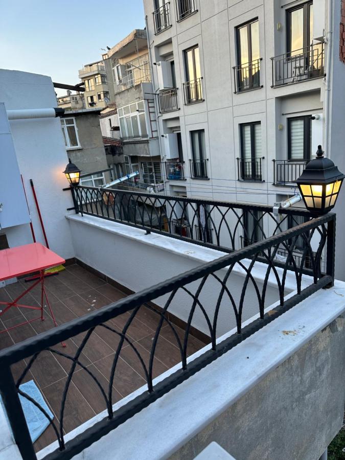 Center of city in Beşiktaş 2 plus 1 with 2 Bathroom and 3 Air Conditioner - B&B