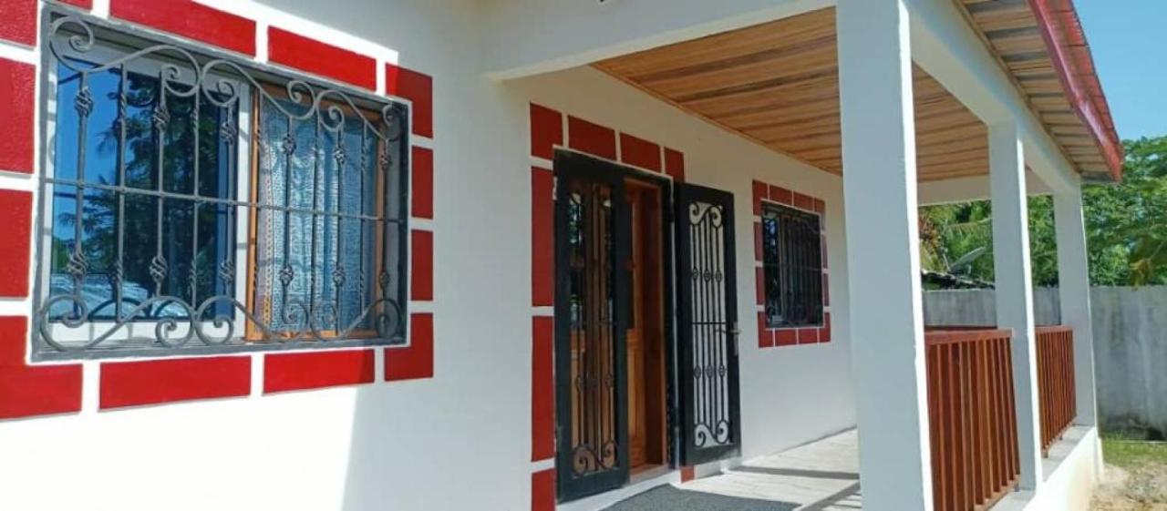 La Maison Du Voyageur - Ferienwohnung Kribi