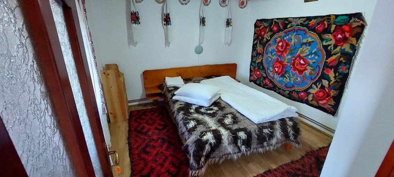 2-Bedroom Apartment