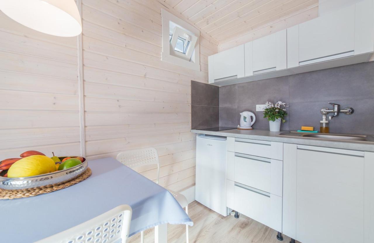 Astoria Dziwnów - domki letniskowe - B&B Dziwnów