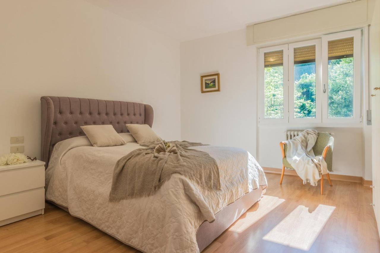 Apartment mit Balkon