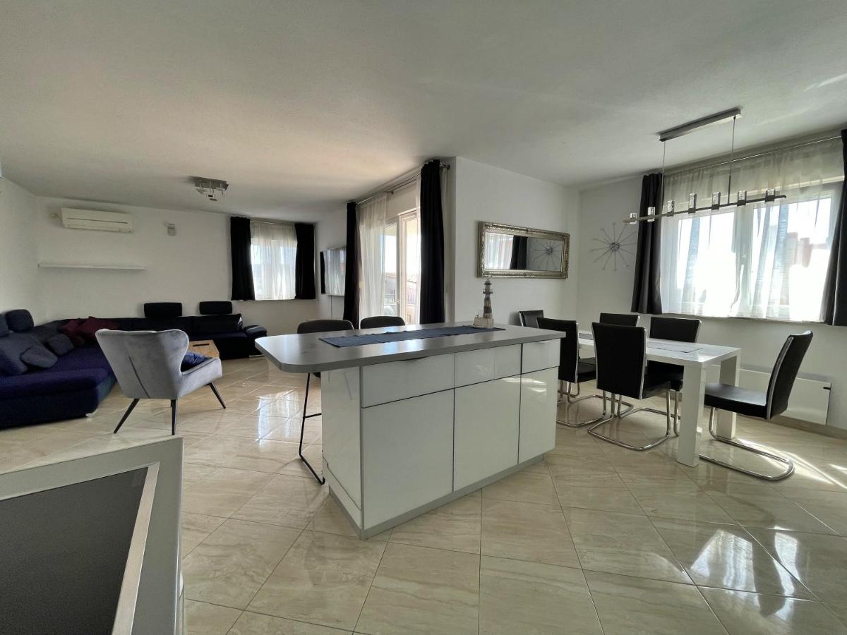 Apartments Ursula 3 - B&B