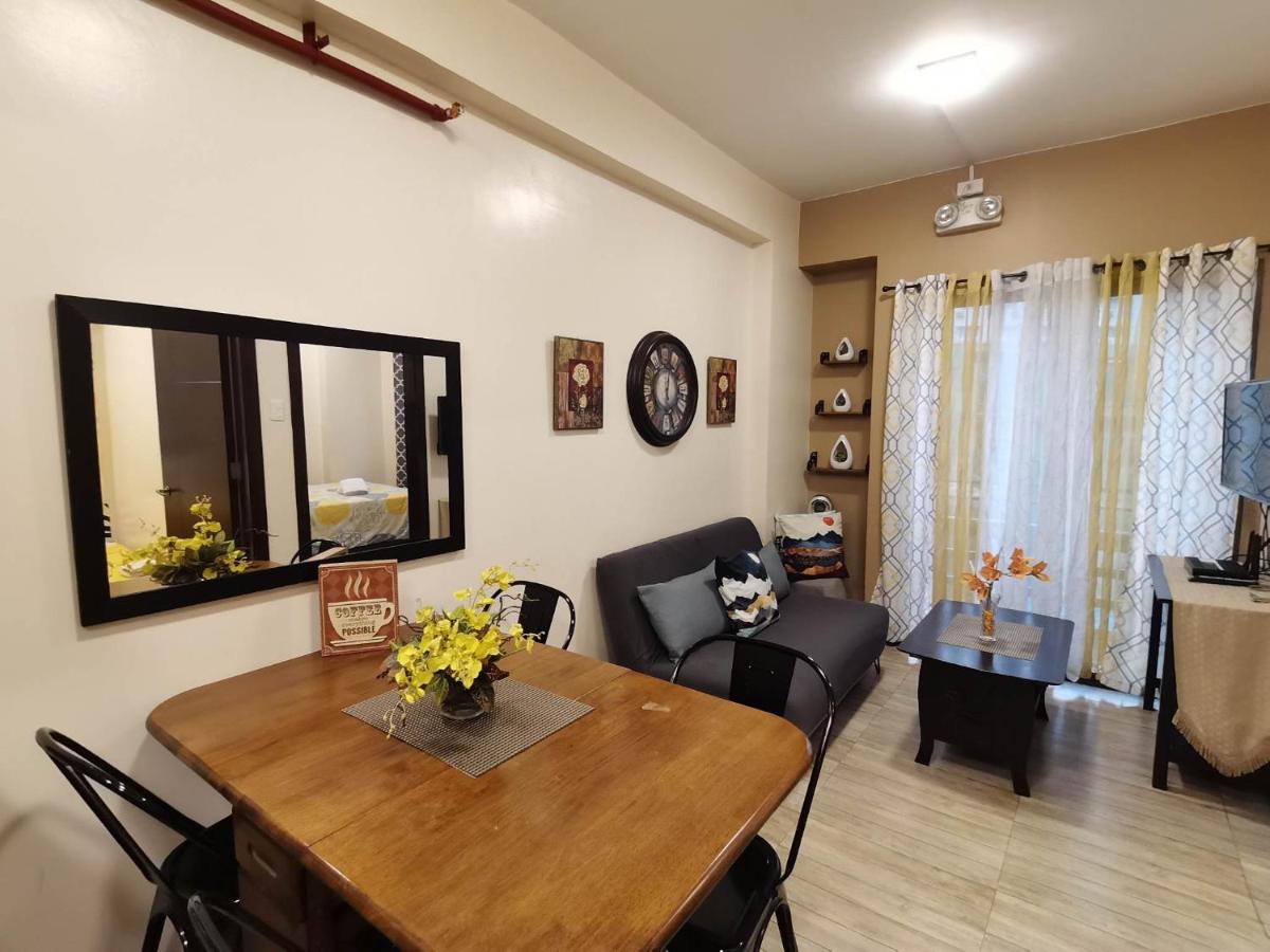 Center - B&B