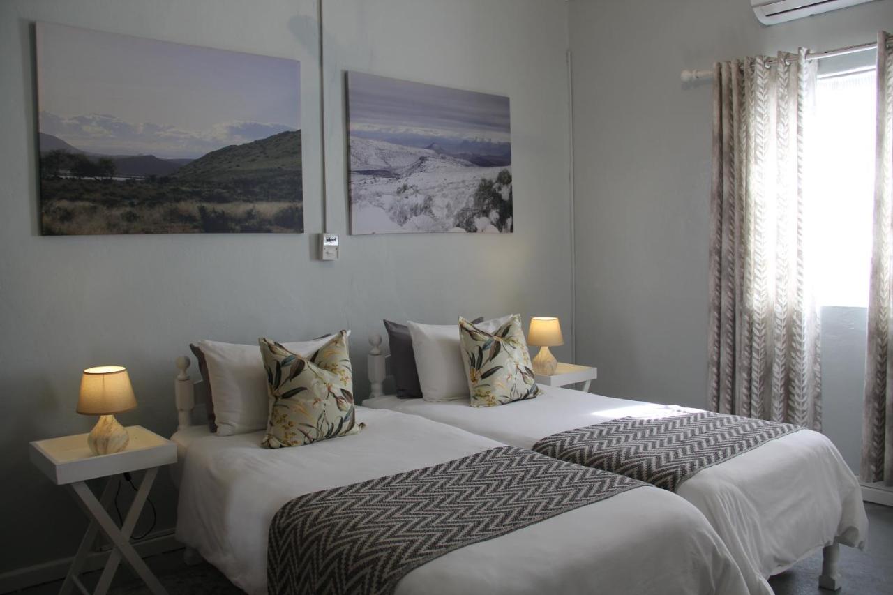 Chambre Lits Jumeaux avec Salle de Bains Privative