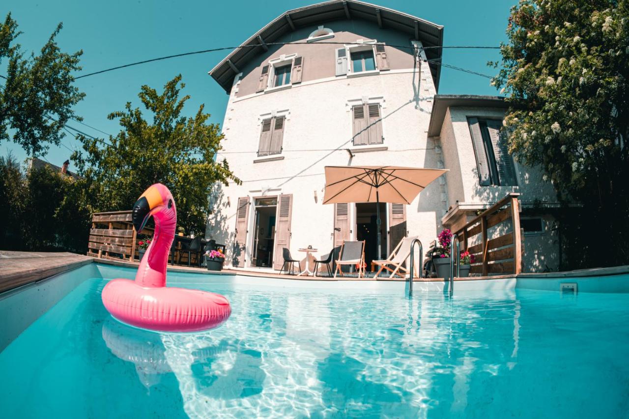 Le sérénité - T3 en maison de ville avec piscine - B&B