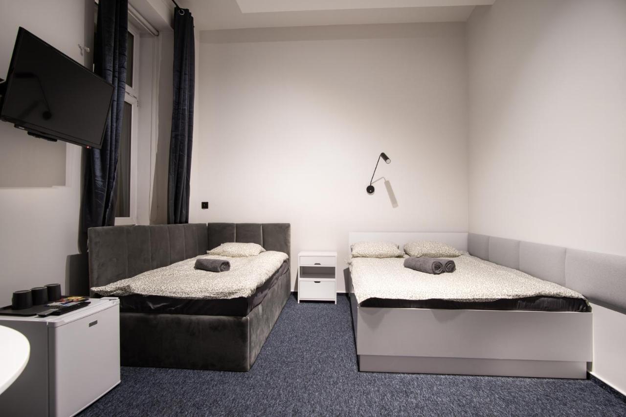 Habitación Triple con baño privado externo