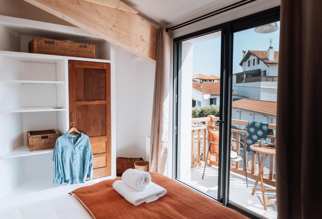 Doppelzimmer mit Balkon