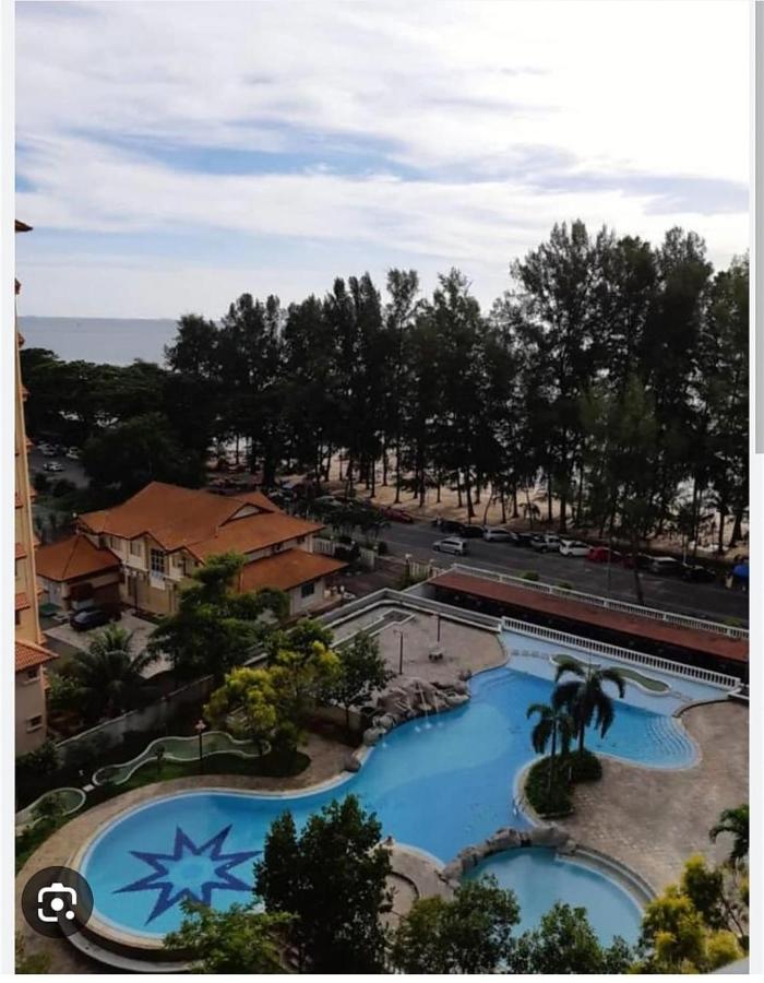 Homestay Pantai Puteri - B&B