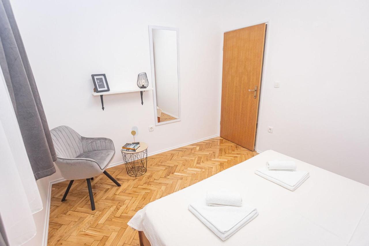Apartments Veronika - Bed and Breakfast
