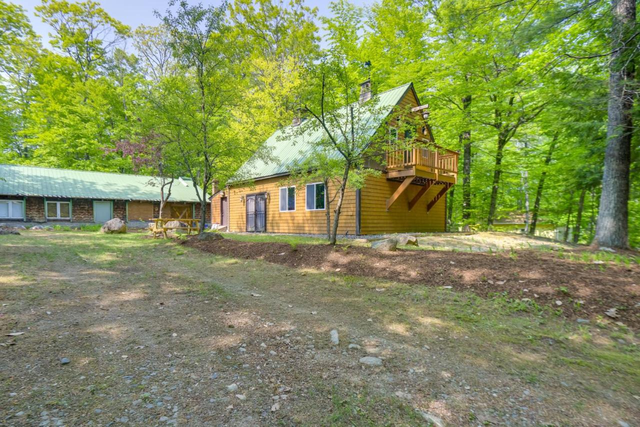 Quaint Naples Cottage Walk to Trickey Pond and Cove - B&B