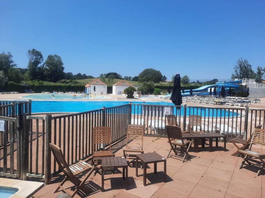 Studio 4 pers / terrasse / espace aquatique - Bed and Breakfast