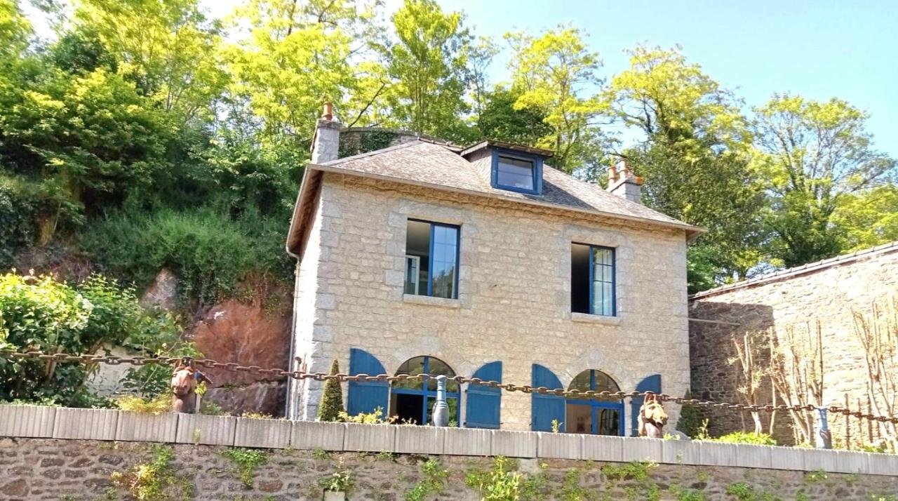 B&B Dinan - Les bords de Rance - Bed and Breakfast Dinan