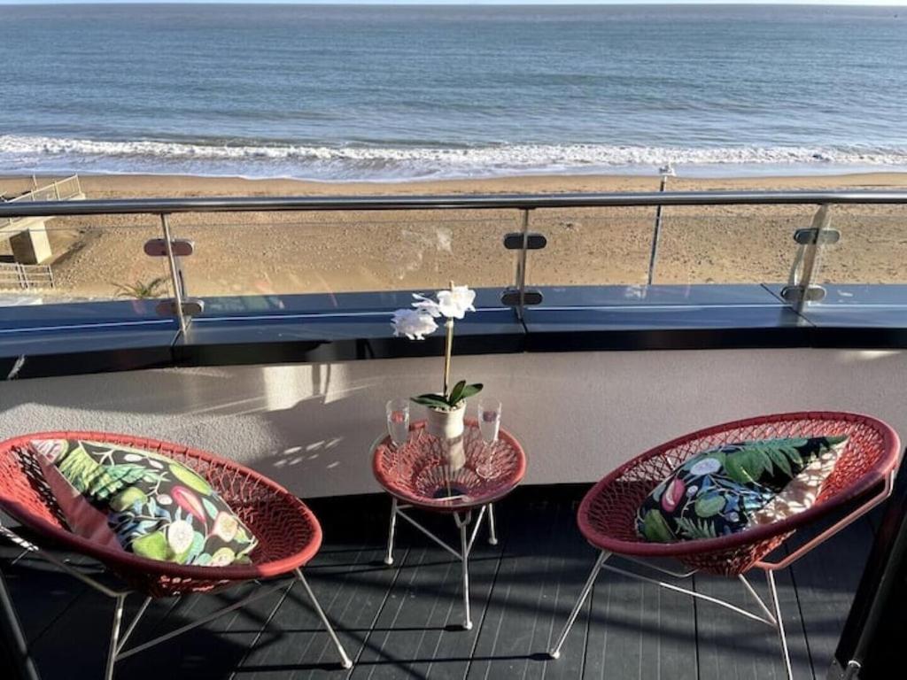 Royal Sands Ramsgate - direct beach access - B&B