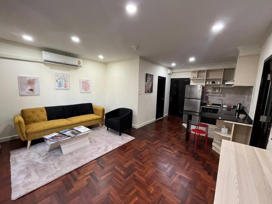 Exceptional location Sukhumvit Soi 6 cozy fresh 1 bedroom - Ferienwohnung Bangkok