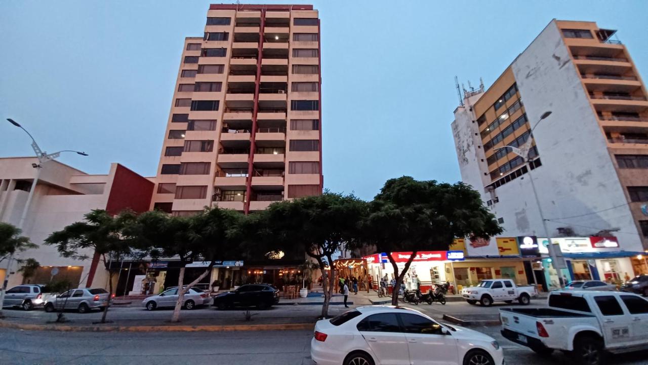 Riohacha III apartamento comodo y seguro perfectos para trabajar o vacacionar con balcón FRENTE AL MALECON - Bed and Breakfast