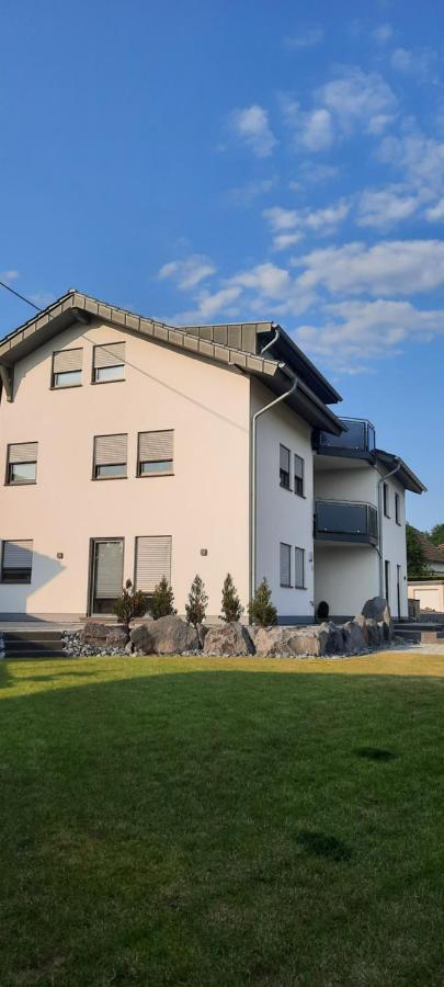 Ferienwohnung Windhagen - B&B