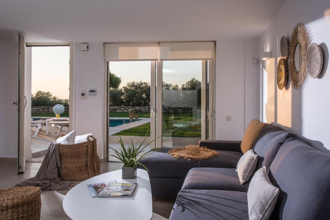 Junior Suite with Pool View