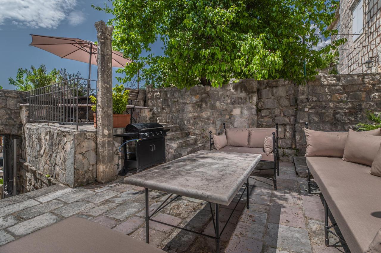 Villa Burovic - B&B