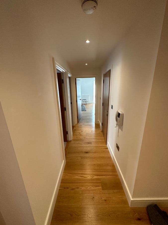 Colindale luxury Apartment - B&B