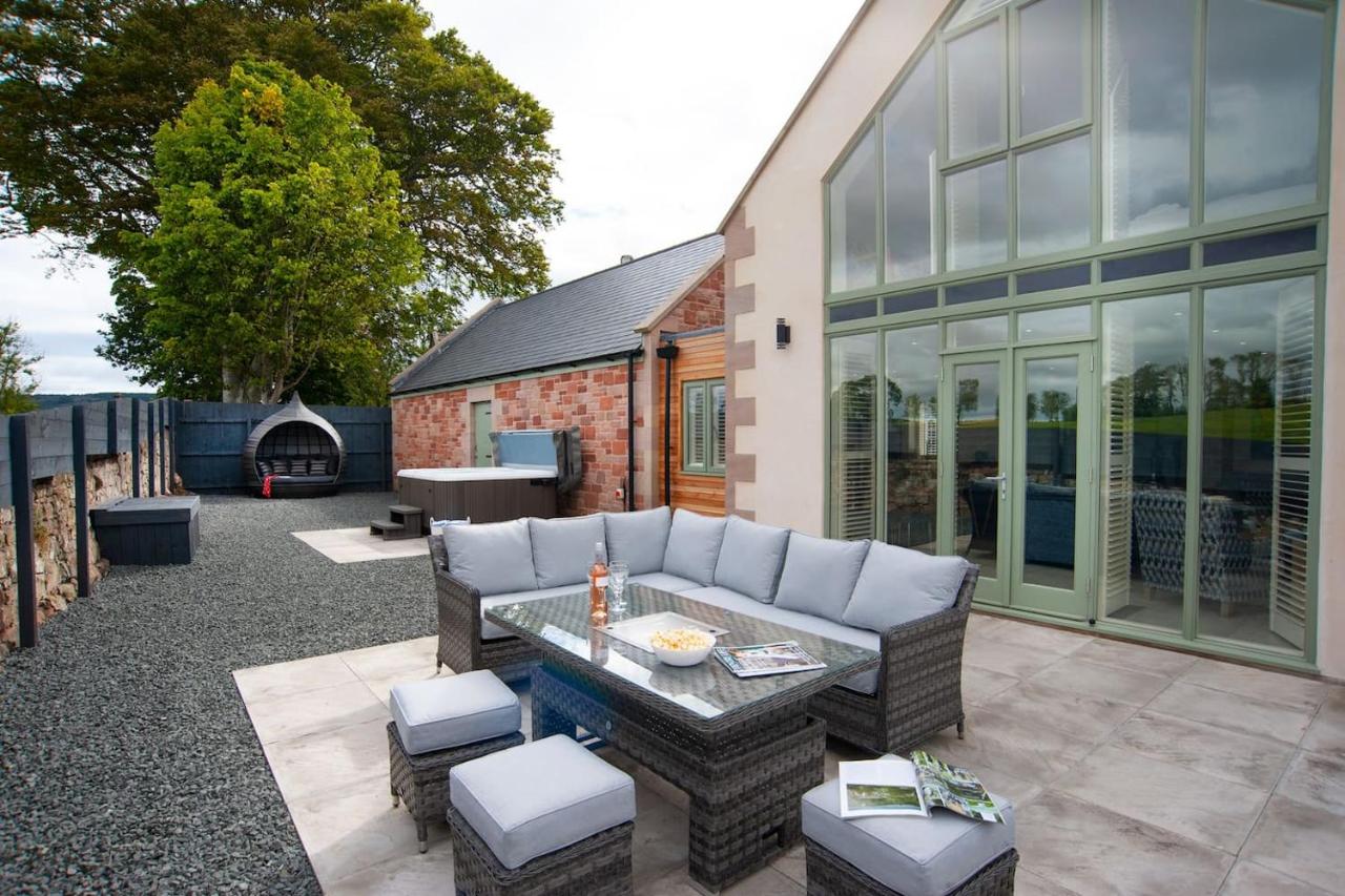 Sunset View, Hot Tub Haven for max 8 people - Ferienwohnung Chatton