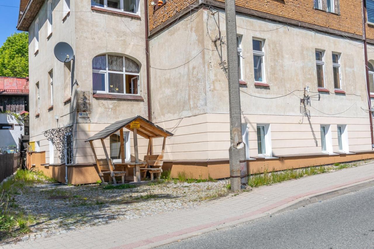 Apart Invest Dworcowa 1 i 2 - B&B Szklarska Poręba