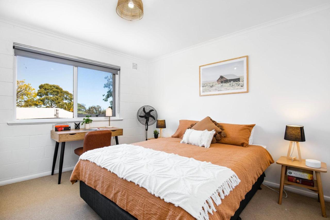 Gateway Retreat near Flinders Uni & Hospital - B&B