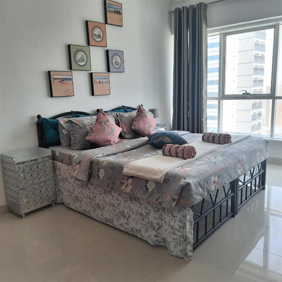 B&B Sharjah - Beach side Private Room for Travelers - Bed and Breakfast Sharjah